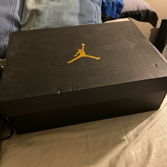 Jordan Flight Legend - Picture 6 of 8